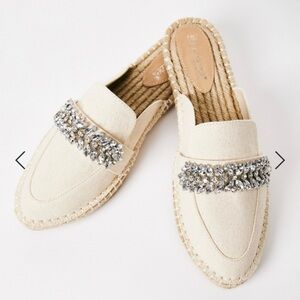 Daphney Slip-On Flat